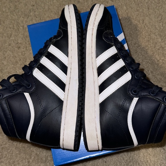 Top Ten Adidas shoes high tops - Picture 4 of 5